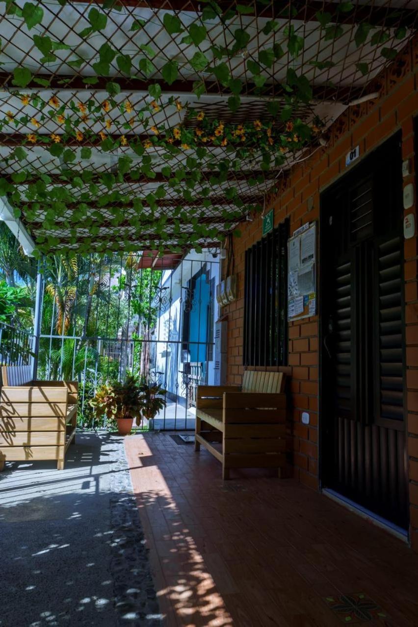 Mi Pueblo Natal Aptos Y Habitaciones Necoclí المظهر الخارجي الصورة